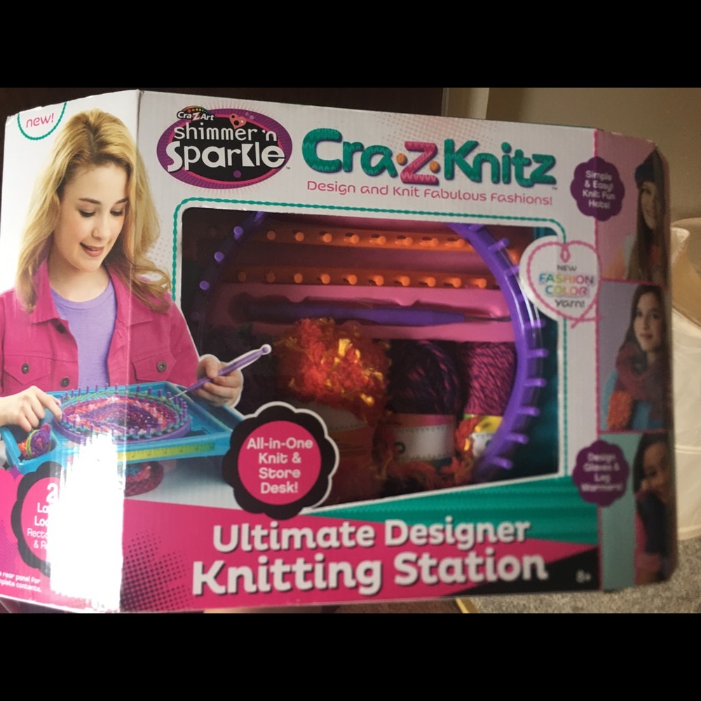 KNITTING STATION - CRAZ KNITS - BRAND NEW